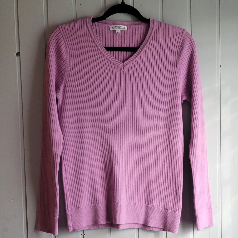 Northern Reflection 100% Cotton Ribbed V-neck